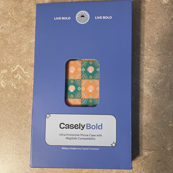 iPhone case - Picture 2 of 3